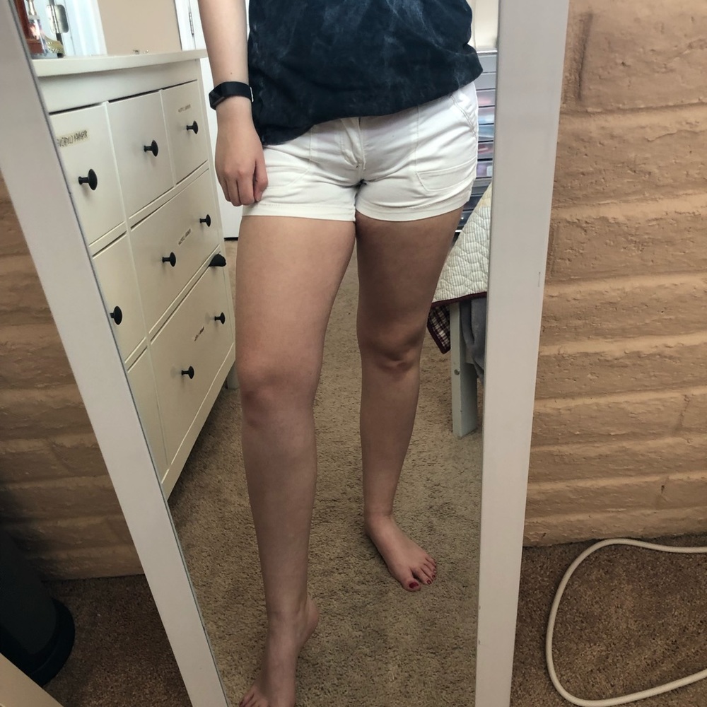 UNIONBAY WHITE SHORTS